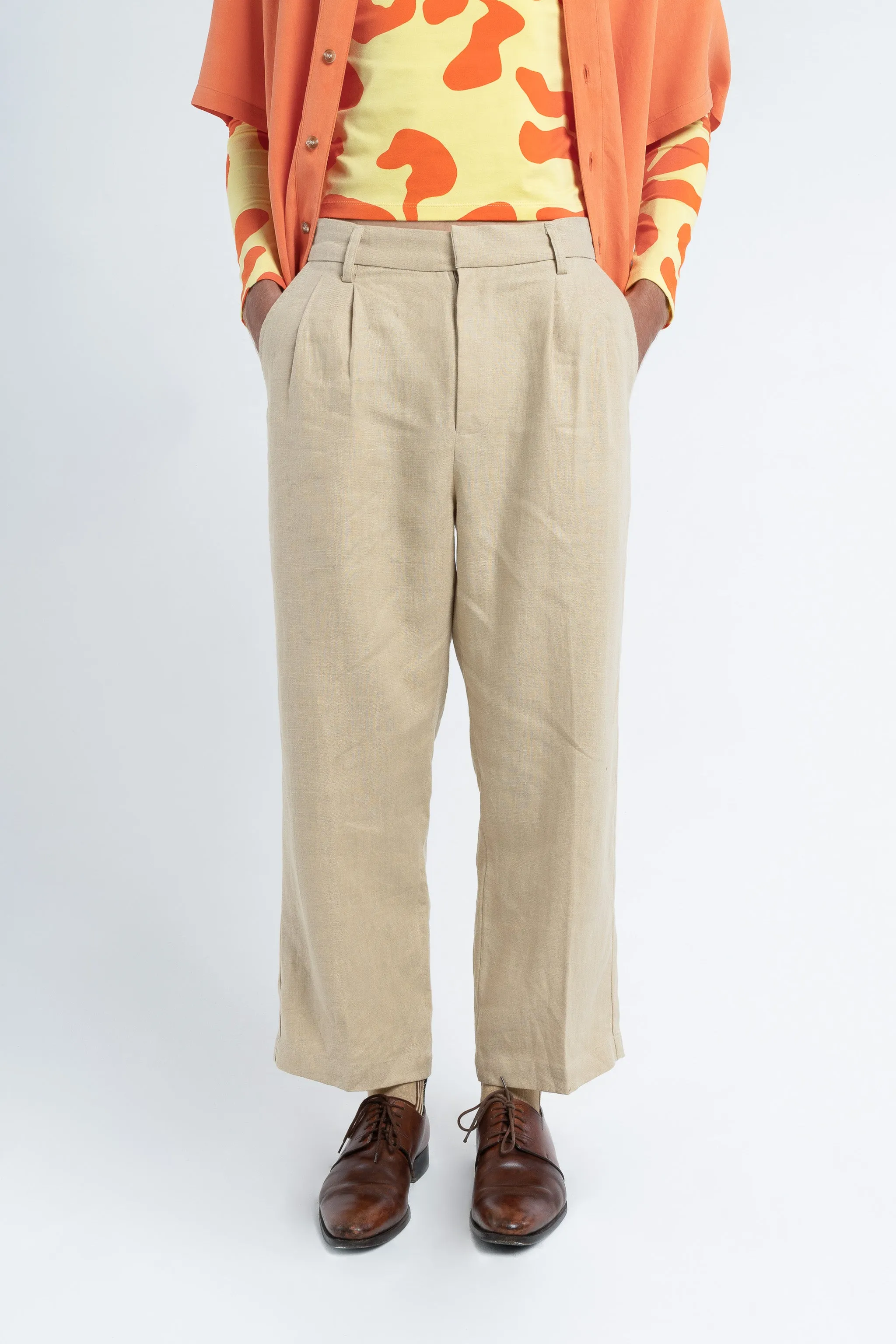 Pleated Trouser in Beige