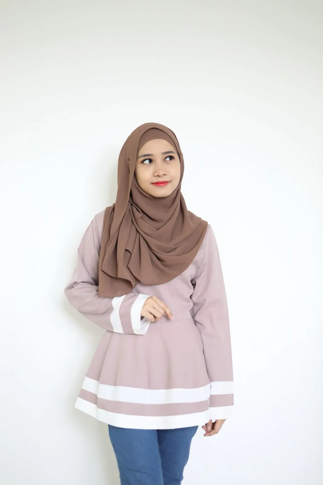 Western Arab Tops
