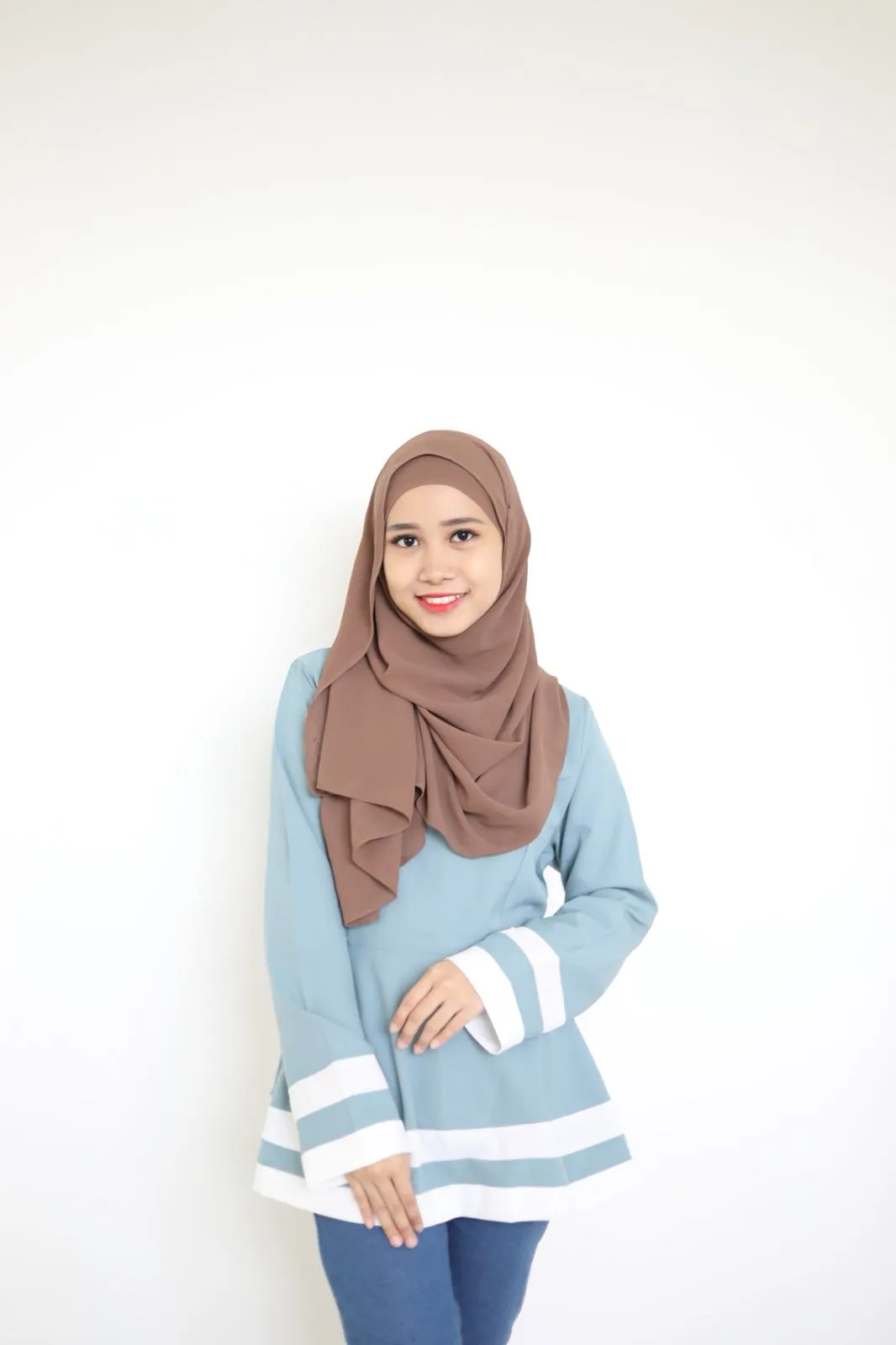Western Arab Tops